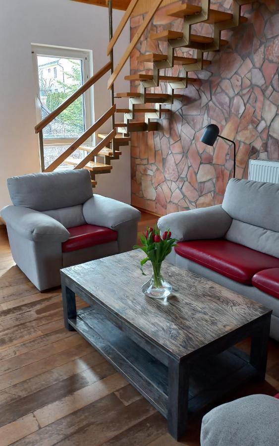 Villa Haskova With 3 Bedrooms Banska Bystrica Luaran gambar