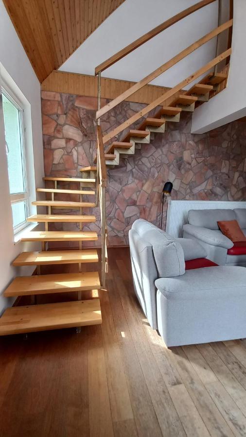 Villa Haskova With 3 Bedrooms Banska Bystrica Luaran gambar