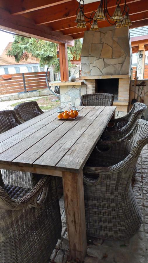 Villa Haskova With 3 Bedrooms Banska Bystrica Luaran gambar