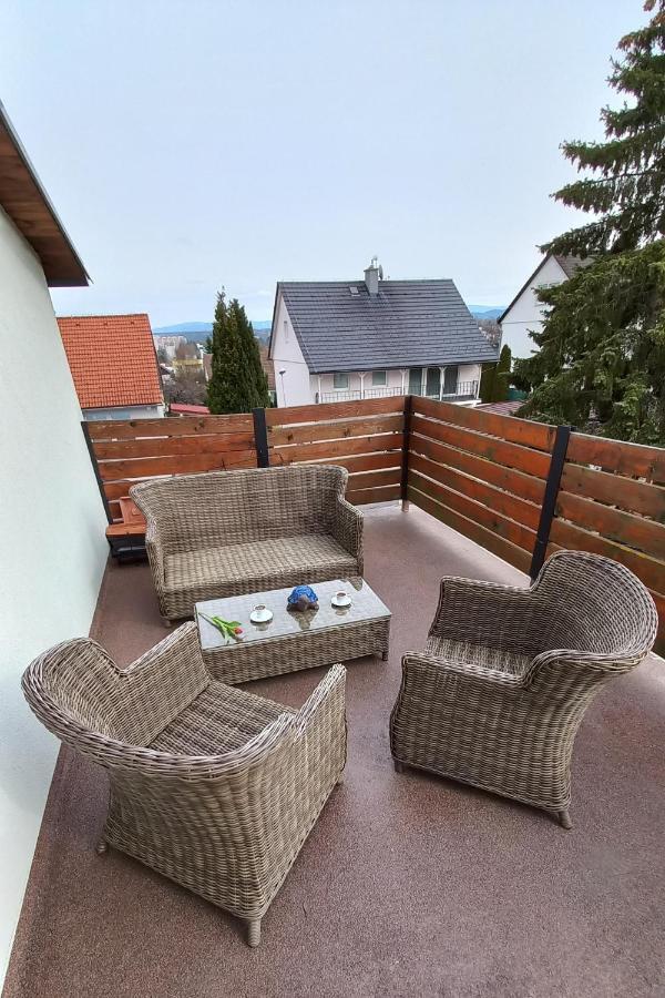 Villa Haskova With 3 Bedrooms Banska Bystrica Luaran gambar