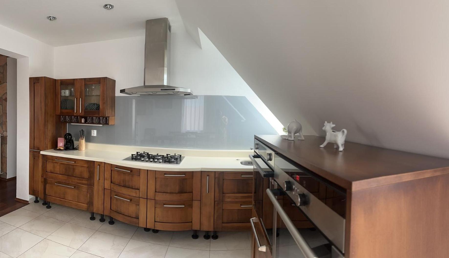 Villa Haskova With 3 Bedrooms Banska Bystrica Luaran gambar